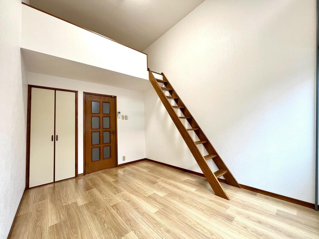 フラッツちゃちゃ2の居間写真