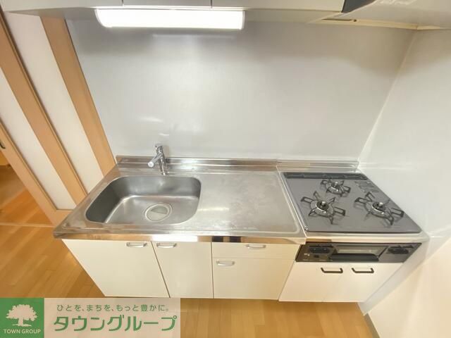 キッチン　同物件別部屋写真