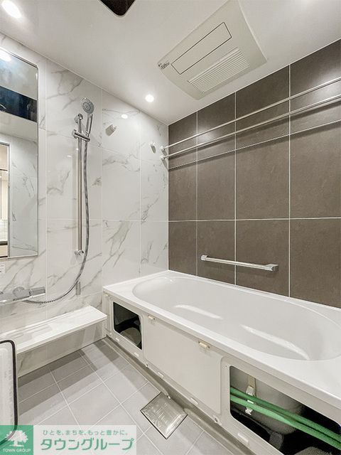 バス・シャワールーム　※写真は同タイプ住戸です。
