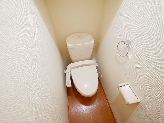 トイレ　トイレもきれいです