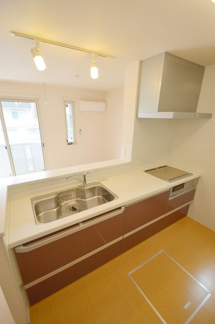 キッチン　同施工会社イメージ写真