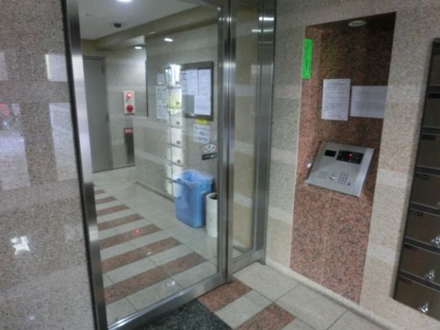 セキュリティ　★オートロック完備★