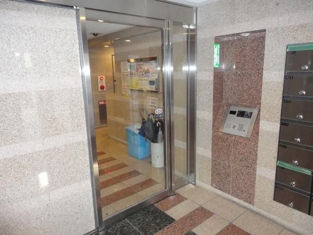 エントランス　★オートロック★