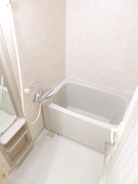 バス・シャワールーム　同タイプ部屋　参考写真です