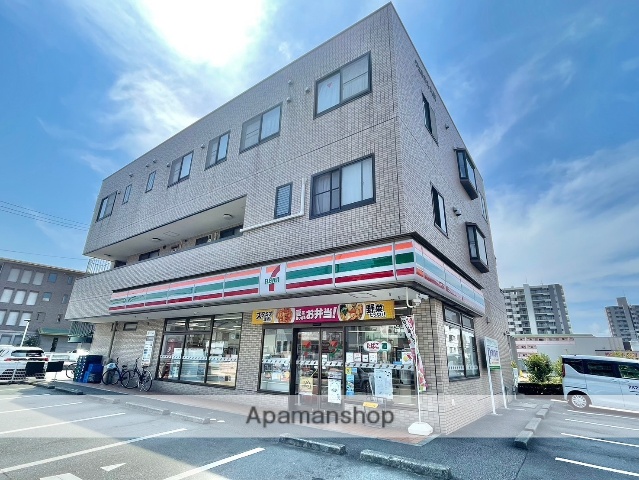 コンビニ　セブン－イレブン沼津大岡店（コンビニ）まで394m