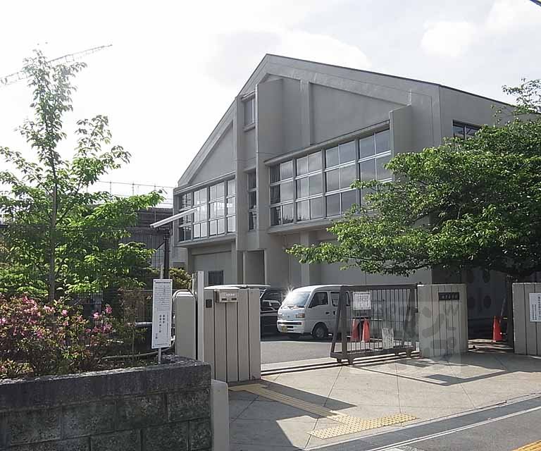 小学校　神足小学校（小学校）まで300m
