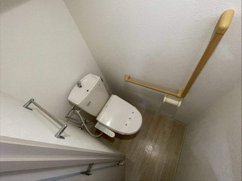 トイレ　トイレです。ウォシュレット付を探している方、おすすめです！