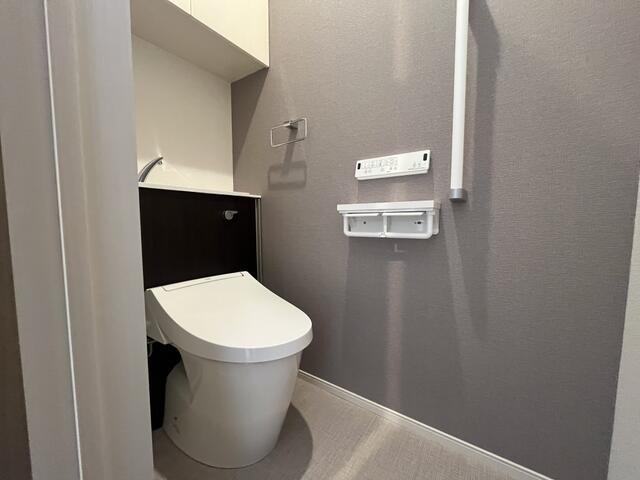 トイレ　ゆったりとした空間のトイレです