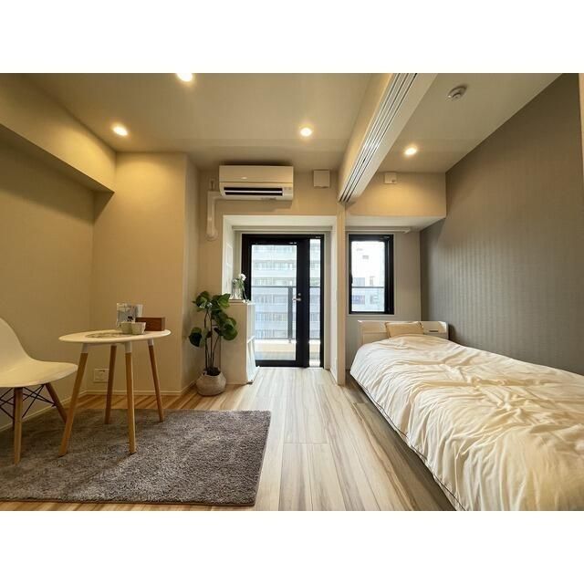 居室・リビング　※家具・家電の備え付けはありません