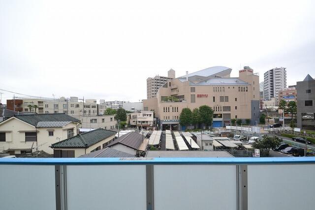 眺望　北側のバルコニー　3階でもこ…