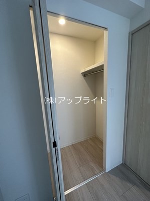 収納　ウォークインクローゼット