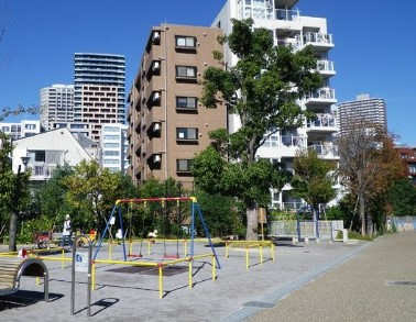 公園　佃三丁目公園（公園）まで252m