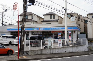 コンビニ　ローソン 川崎神木本町四丁目店（コンビニ）まで528m