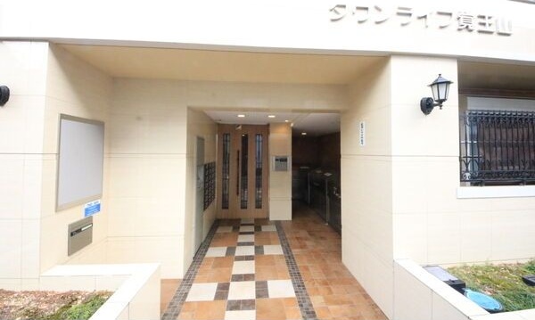 エントランス　名古屋で一番初期費用の安い賃貸専門の不動産会社です(^^)
