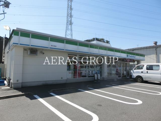 コンビニ　ファミリーマート 南花畑店（コンビニ）まで411m