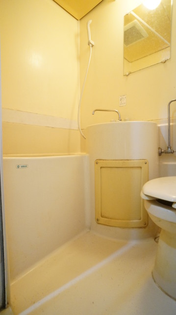 バス・シャワールーム　参考写真（同建物別部屋のものです）