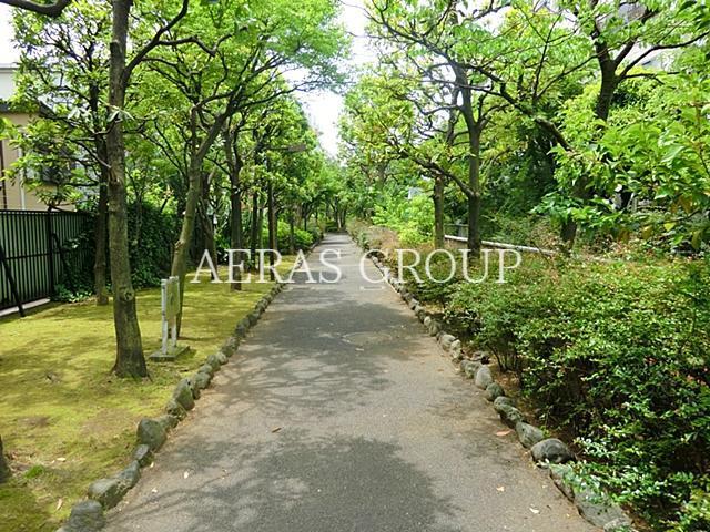 公園　洲崎川緑道公園（公園）まで220m