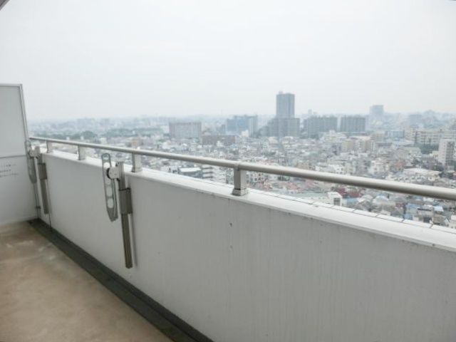 バルコニー　最上階、眺望が良い