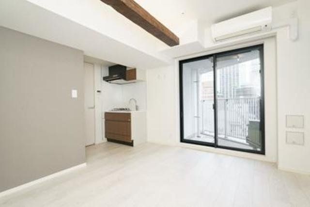 居室・リビング　同タイプの別部屋の写真です