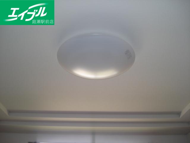 その他設備　照明器具