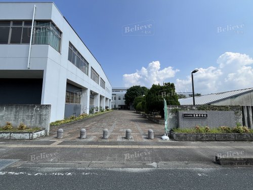 中学校　うきは市立吉井中学校（中学校）まで909m