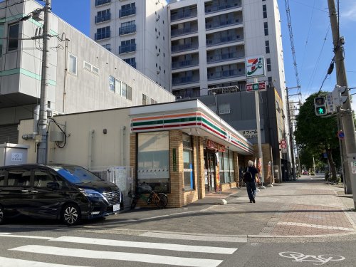 コンビニ　セブンイレブン 大阪三軒家東5丁目店（コンビニ）まで425m