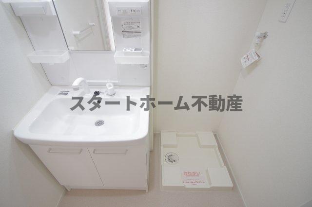 洗面設備　脱衣スペースもあります