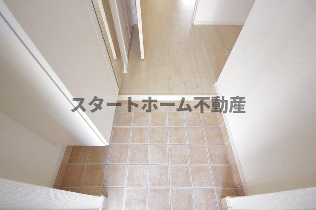 玄関　落ち着いた玄関です