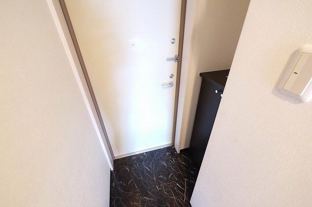 玄関　明るい玄関です