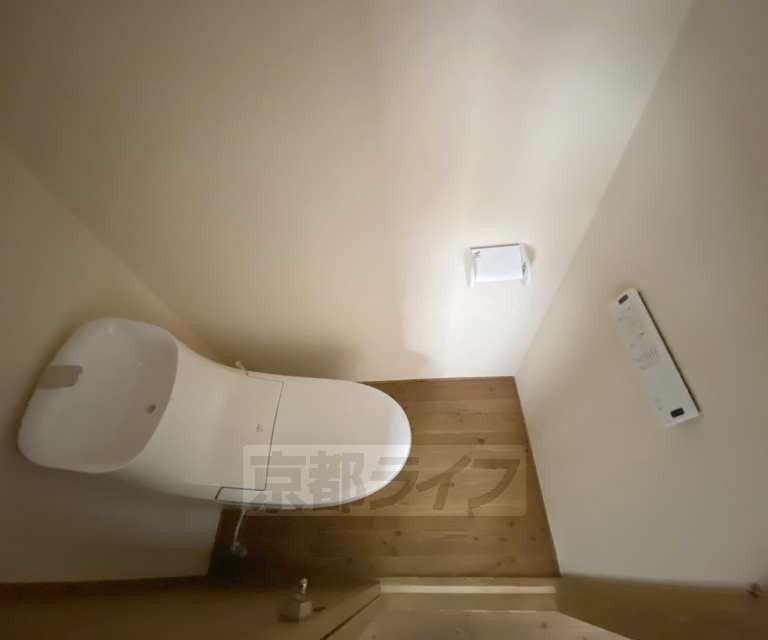 西ノ京右馬寮町貸家1のトイレ写真