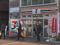 コンビニ　セブンイレブン堺中百舌鳥駅北口店（コンビニ）まで86m