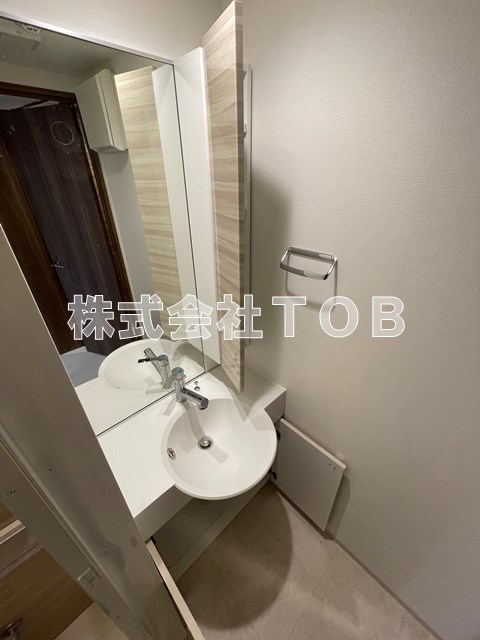 洗面設備　※同物件別号室参考写真※