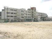 中学校　筑山中学校（中学校）まで1354m