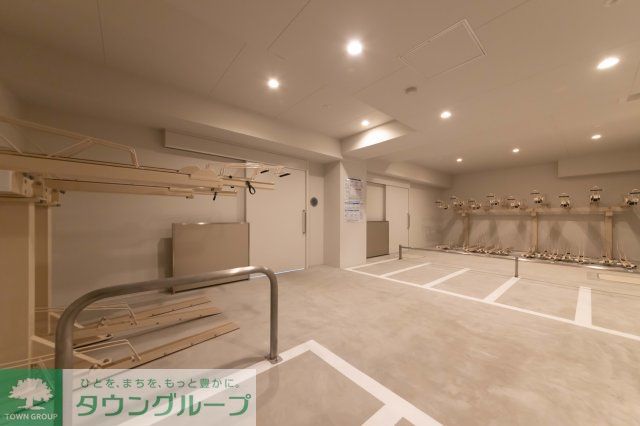 その他設備　バイク置場