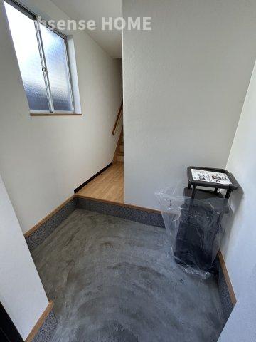 玄関　収納もある玄関です