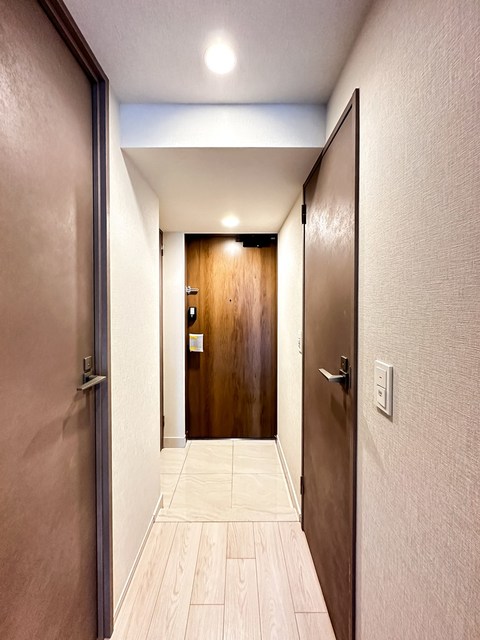 玄関　※写真は同タイプ住戸です。