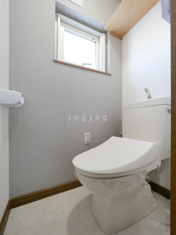 トイレ　シャワー付きトイレ完備！