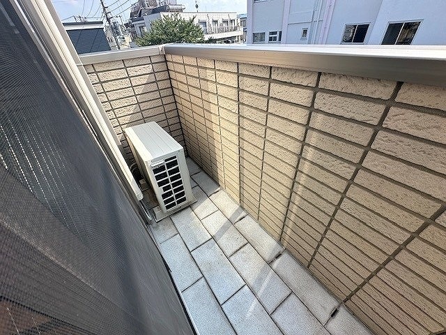 バルコニー　バルコニー