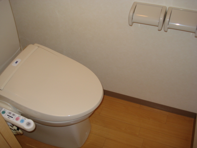 トイレ　シャワー付トイレ