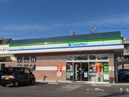 コンビニ　ファミリーマート 千種今池南店（コンビニ）まで128m