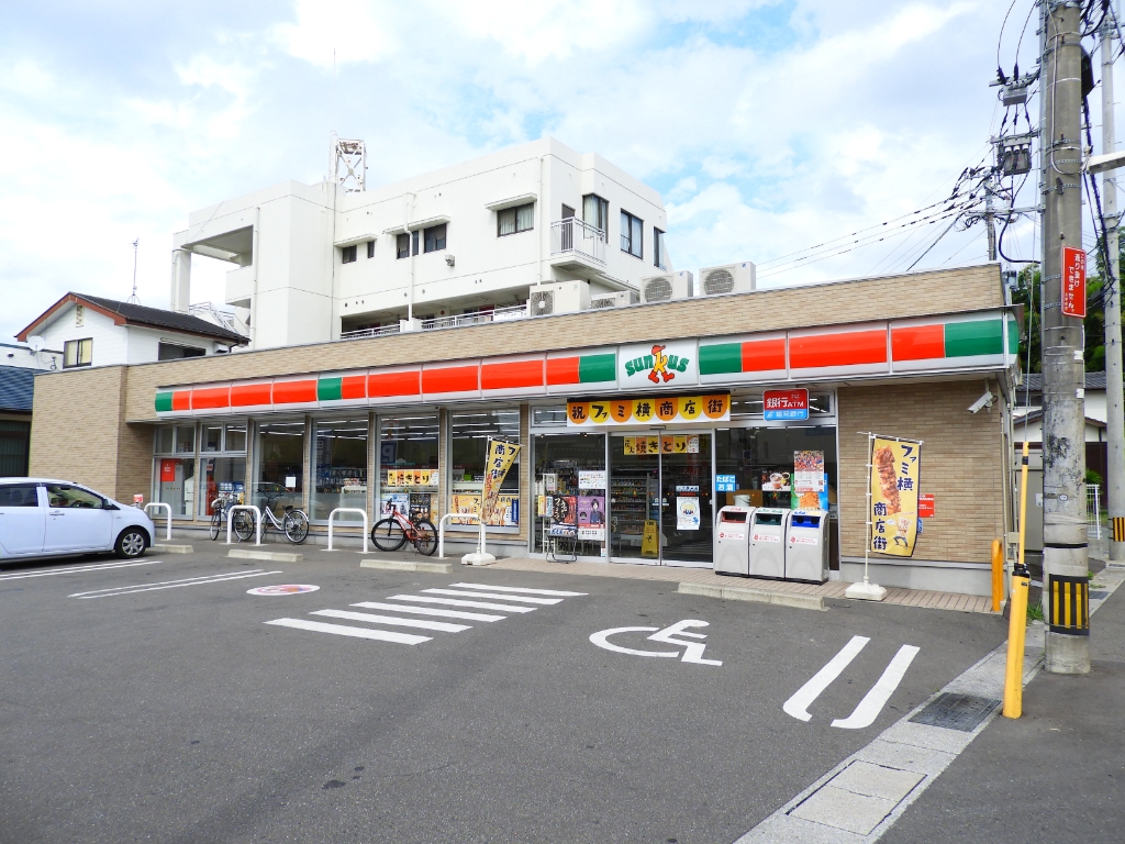 コンビニ　サンクス 太宰府五条駅前店（コンビニ）まで652m