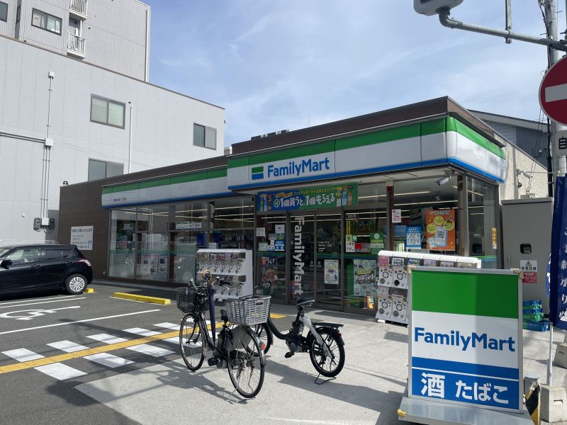 コンビニ　ファミリーマート都島中通二丁目店（コンビニ）まで200m