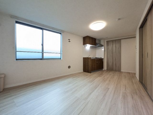 アピチェ西調布の居間写真