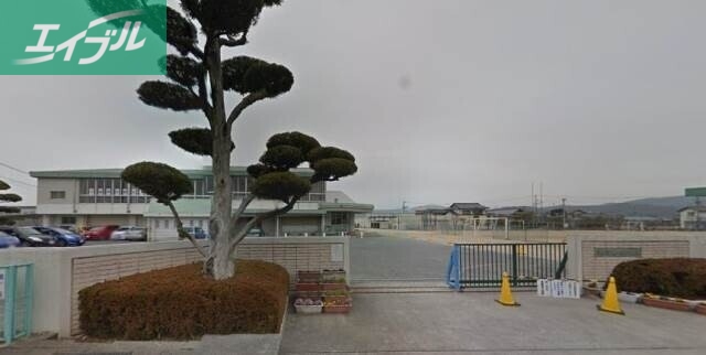 小学校　岡山市立加茂小学校（小学校）まで1058m
