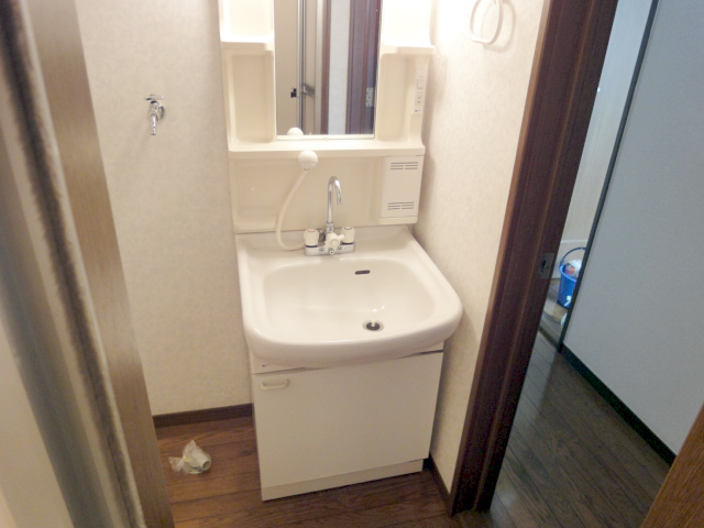 洗面設備　別室参考写真となります。
