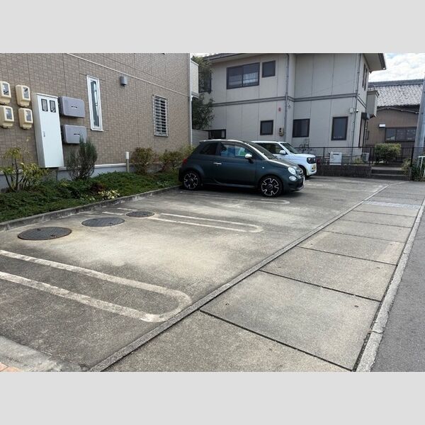 その他　駐車場