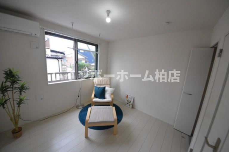 居室・リビング　ゆったりとした居間です
