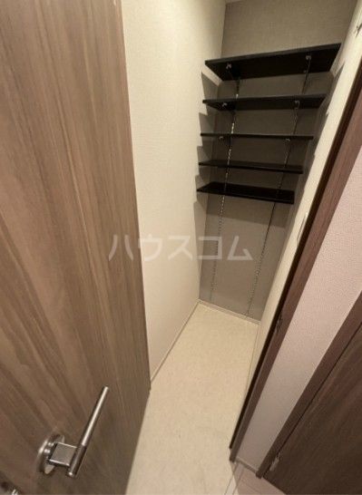 R-Residence南千束の玄関写真
