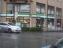 コンビニ　ファミリーマート船橋湊町一丁目店（コンビニ）まで130m