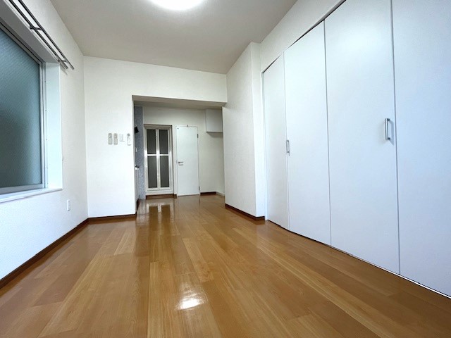 その他　洋室約6帖（南東側）